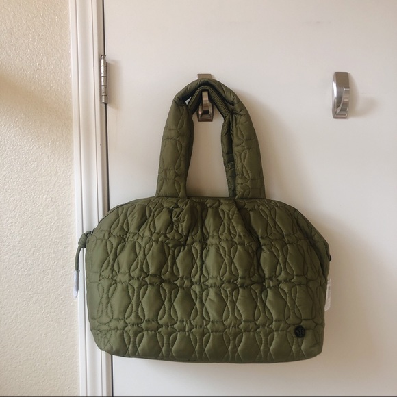 lululemon athletica Handbags - NWT Lululemon Quilted Embrace Tote Bag